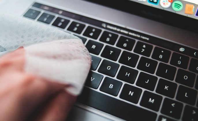 clean macbook keyboard